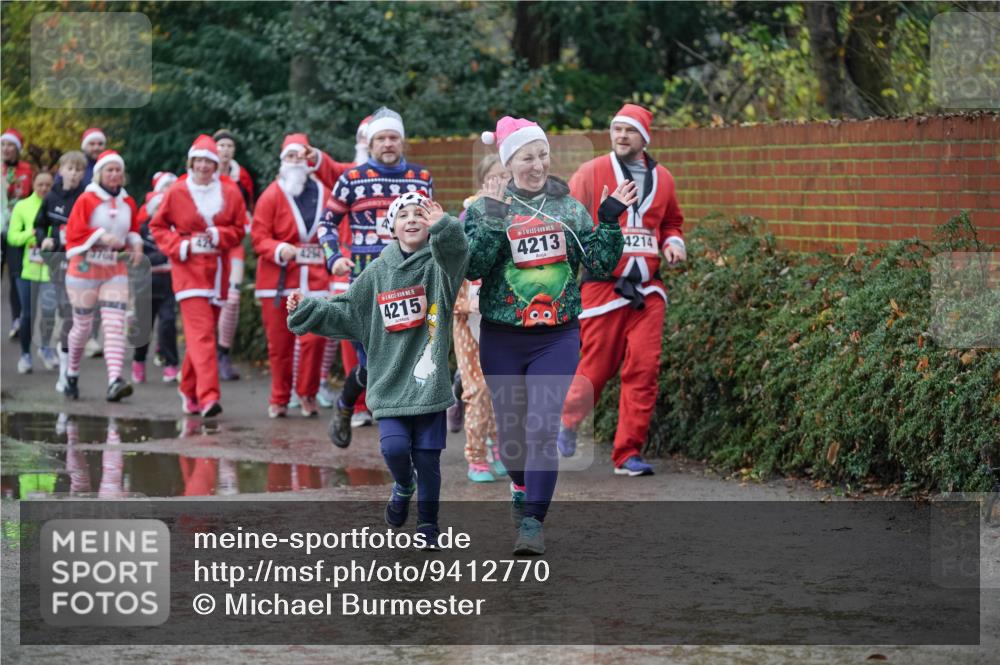 07.12.2025 - St. Pauli X-Mass-Run No. 15 Michael Burmester http://msf.ph/oto/9412770 07.12.2025 11:44:45 Laufen 3704, 4254, 15, 4215, 4213, 4214 meine-sportfotos.de