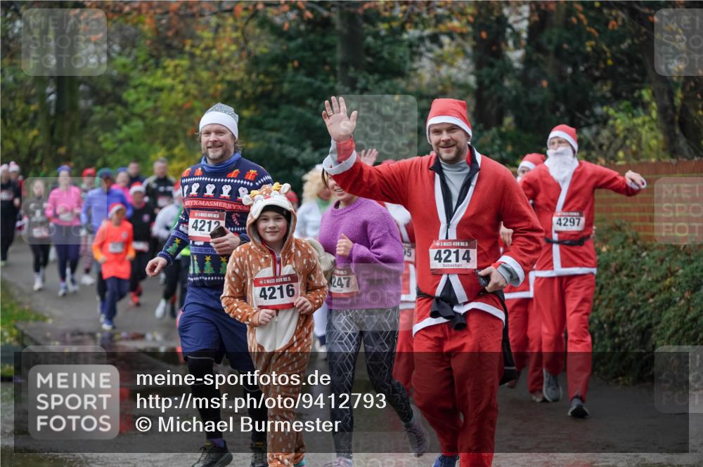 07.12.2025 - St. Pauli X-Mass-Run No. 15 Michael Burmester http://msf.ph/oto/9412793 07.12.2025 11:44:48 Laufen 4212, 15, 4216, 247, 5, 4214, 4297 meine-sportfotos.de