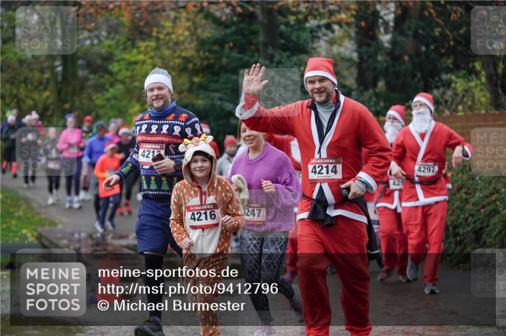 07.12.2025 - St. Pauli X-Mass-Run No. 15 Michael Burmester http://msf.ph/oto/9412796 07.12.2025 11:44:48 Laufen 4212, 15, 4216, 247, 15, 4214, 429, 4297 meine-sportfotos.de