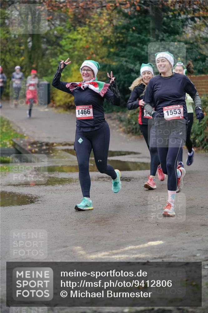 07.12.2025 - St. Pauli X-Mass-Run No. 15 Michael Burmester http://msf.ph/oto/9412806 07.12.2025 10:02:19 Laufen 15, 1466, 1553 meine-sportfotos.de