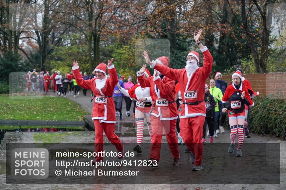 07.12.2025 - St. Pauli X-Mass-Run No. 15 Michael Burmester http://msf.ph/oto/9412823 07.12.2025 11:44:50 Laufen 4295, 4222, 3708, 4294, 4297, 28, 3710 meine-sportfotos.de