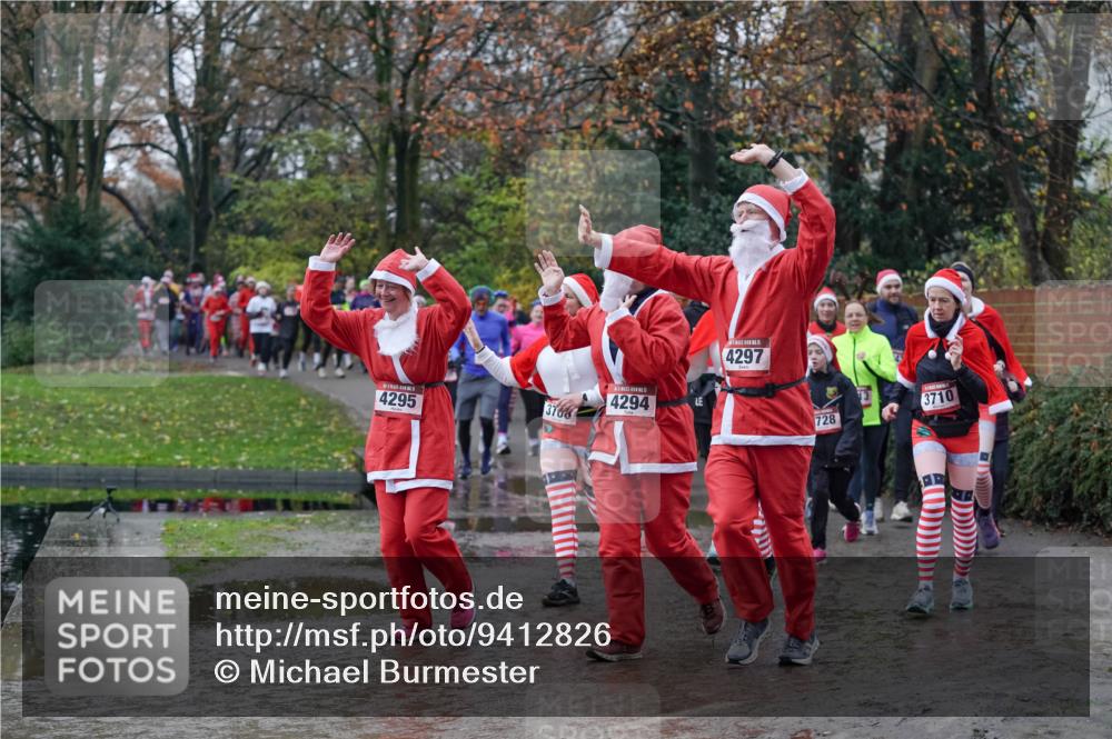 07.12.2025 - St. Pauli X-Mass-Run No. 15 Michael Burmester http://msf.ph/oto/9412826 07.12.2025 11:44:50 Laufen 4295, 4294, 3168, 4297, 13, 3710, 728 meine-sportfotos.de