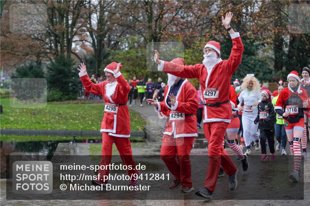 07.12.2025 - St. Pauli X-Mass-Run No. 15 Michael Burmester http://msf.ph/oto/9412841 07.12.2025 11:44:51 Laufen 4295, 4294, 15, 4297, 4405, 3710, 3728 meine-sportfotos.de