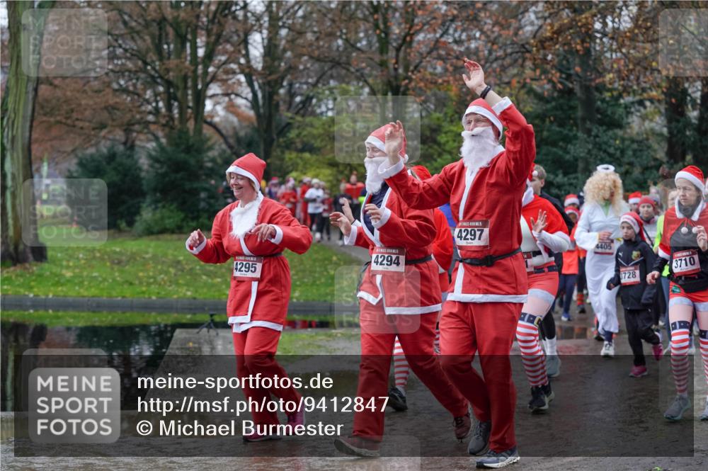 07.12.2025 - St. Pauli X-Mass-Run No. 15 Michael Burmester http://msf.ph/oto/9412847 07.12.2025 11:44:51 Laufen 4295, 5, 4294, 15, 4297, 4405, 728, 3710 meine-sportfotos.de