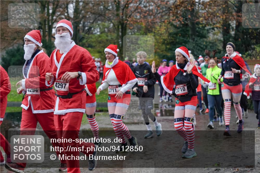 07.12.2025 - St. Pauli X-Mass-Run No. 15 Michael Burmester http://msf.ph/oto/9412850 07.12.2025 11:44:52 Laufen 4294, 4297, 3711, 3725, 3710, 413, 3709, 372 meine-sportfotos.de