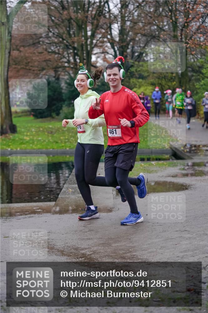 07.12.2025 - St. Pauli X-Mass-Run No. 15 Michael Burmester http://msf.ph/oto/9412851 07.12.2025 10:02:21 Laufen 15, 461 meine-sportfotos.de