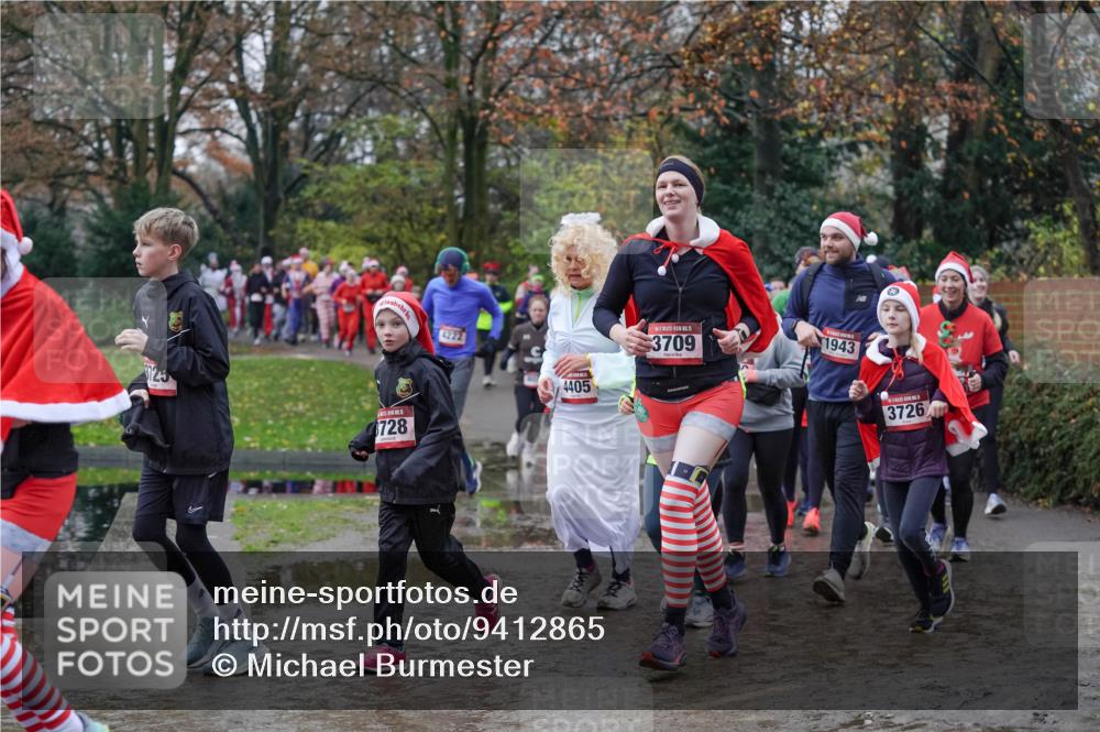07.12.2025 - St. Pauli X-Mass-Run No. 15 Michael Burmester http://msf.ph/oto/9412865 07.12.2025 11:44:53 Laufen 4222, 125, 728, 4405, 15, 3709, 1943, 3726 meine-sportfotos.de