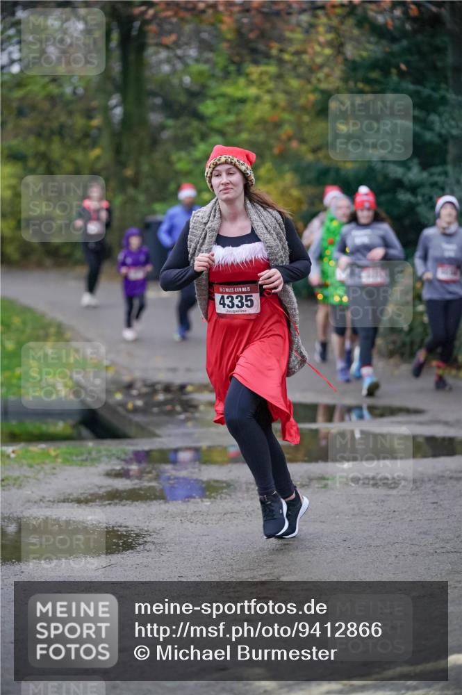 07.12.2025 - St. Pauli X-Mass-Run No. 15 Michael Burmester http://msf.ph/oto/9412866 07.12.2025 10:02:25 Laufen 15, 4335 meine-sportfotos.de