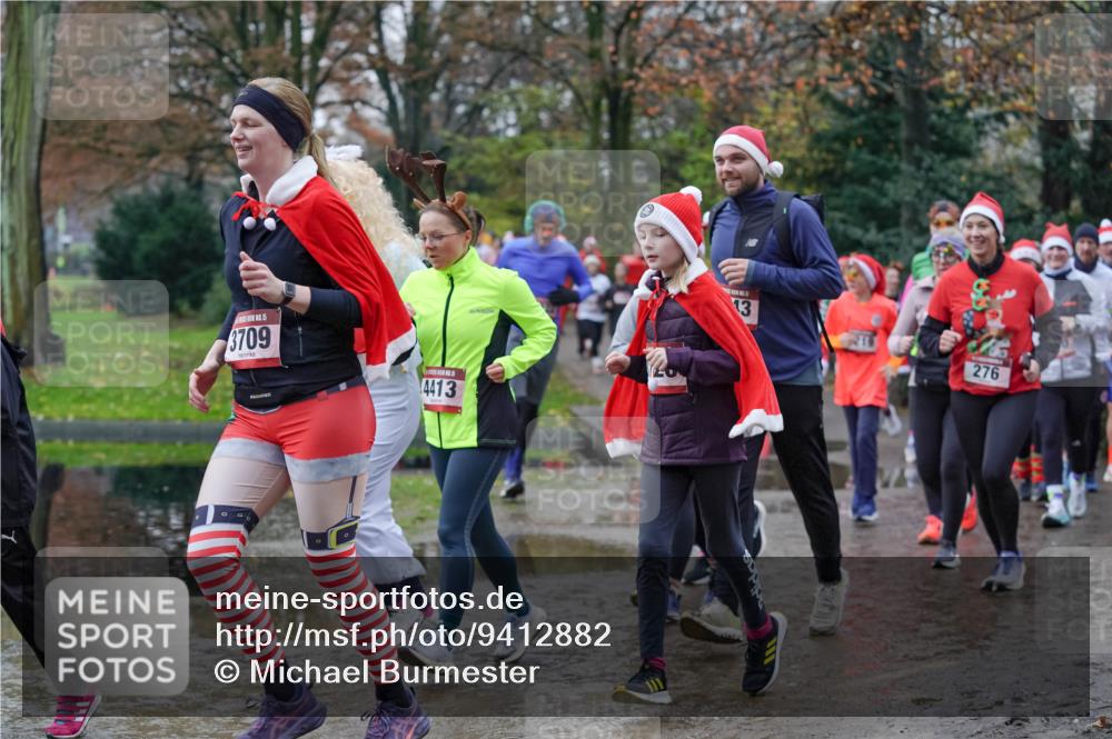 07.12.2025 - St. Pauli X-Mass-Run No. 15 Michael Burmester http://msf.ph/oto/9412882 07.12.2025 11:44:54 Laufen 15, 3709, 4413, 13, 276 meine-sportfotos.de