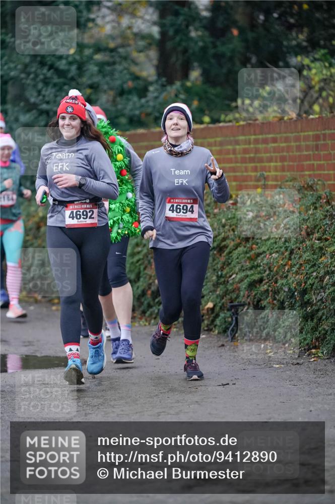 07.12.2025 - St. Pauli X-Mass-Run No. 15 Michael Burmester http://msf.ph/oto/9412890 07.12.2025 10:02:28 Laufen 184, 15, 4692, 15, 4694 meine-sportfotos.de