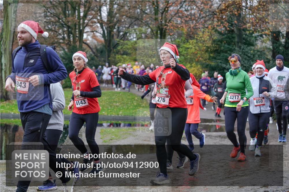 07.12.2025 - St. Pauli X-Mass-Run No. 15 Michael Burmester http://msf.ph/oto/9412900 07.12.2025 11:44:55 Laufen 15, 943, 4143, 276, 4217, 219, 850, 472 meine-sportfotos.de