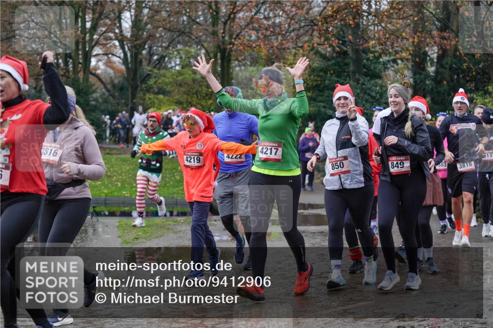07.12.2025 - St. Pauli X-Mass-Run No. 15 Michael Burmester http://msf.ph/oto/9412906 07.12.2025 11:44:56 Laufen 3816, 4222, 4219, 4217, 850, 849, 583, 3818, 6137 meine-sportfotos.de
