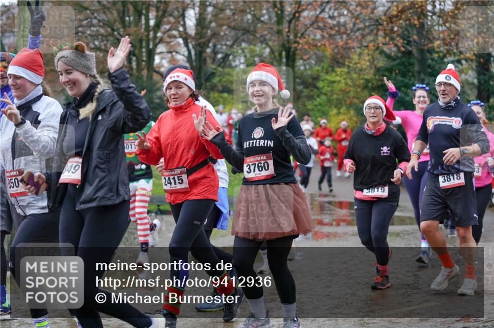 07.12.2025 - St. Pauli X-Mass-Run No. 15 Michael Burmester http://msf.ph/oto/9412936 07.12.2025 11:44:58 Laufen 850, 849, 011, 15, 2415, 15, 3760, 3819, 3818, 13 meine-sportfotos.de