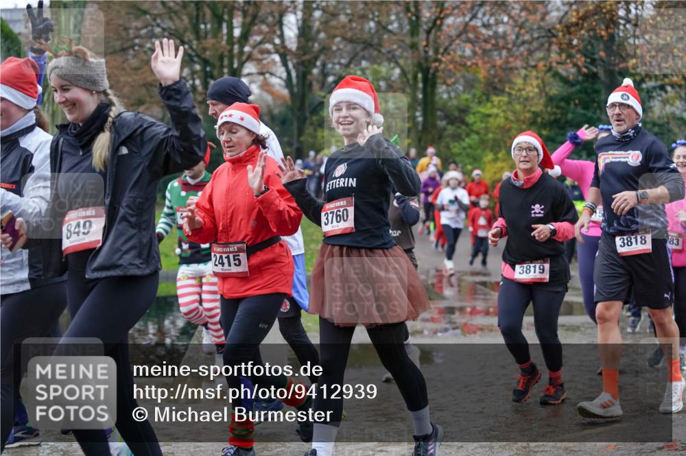 07.12.2025 - St. Pauli X-Mass-Run No. 15 Michael Burmester http://msf.ph/oto/9412939 07.12.2025 11:44:58 Laufen 849, 15, 2415, 3760, 3819, 3818, 83 meine-sportfotos.de