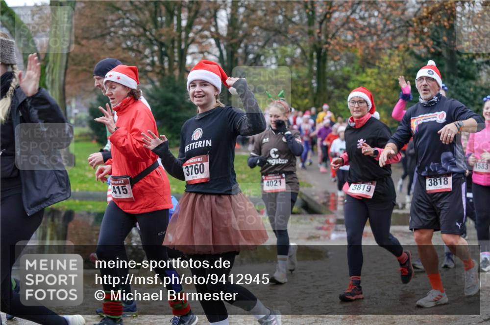 07.12.2025 - St. Pauli X-Mass-Run No. 15 Michael Burmester http://msf.ph/oto/9412945 07.12.2025 11:44:58 Laufen 415, 3760, 1583, 4021, 3819, 3818 meine-sportfotos.de