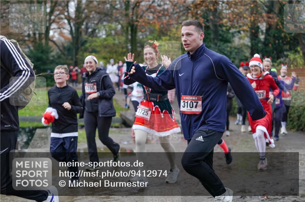07.12.2025 - St. Pauli X-Mass-Run No. 15 Michael Burmester http://msf.ph/oto/9412974 07.12.2025 11:45:01 Laufen 1780, 1725, 15, 3107, 07 meine-sportfotos.de