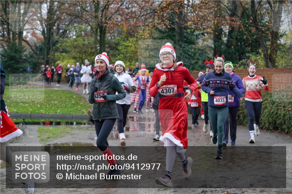 07.12.2025 - St. Pauli X-Mass-Run No. 15 Michael Burmester http://msf.ph/oto/9412977 07.12.2025 11:45:02 Laufen 15, 435, 4307, 4179, 5, 4033, 90 meine-sportfotos.de