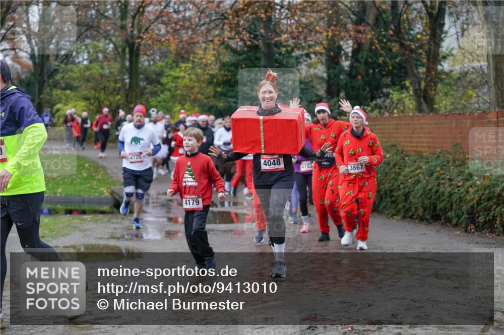 07.12.2025 - St. Pauli X-Mass-Run No. 15 Michael Burmester http://msf.ph/oto/9413010 07.12.2025 11:45:06 Laufen 4725, 1990, 4179, 4048, 4783, 09, 3867 meine-sportfotos.de