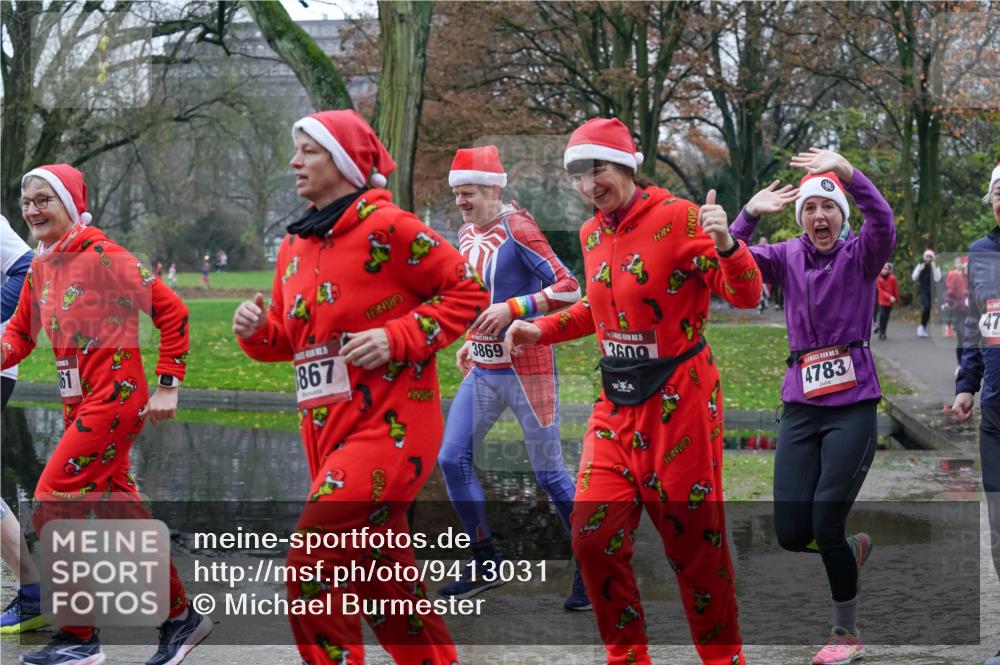 07.12.2025 - St. Pauli X-Mass-Run No. 15 Michael Burmester http://msf.ph/oto/9413031 07.12.2025 11:45:09 Laufen 161, 15, 4783, 47, 3869, 3600, 867 meine-sportfotos.de