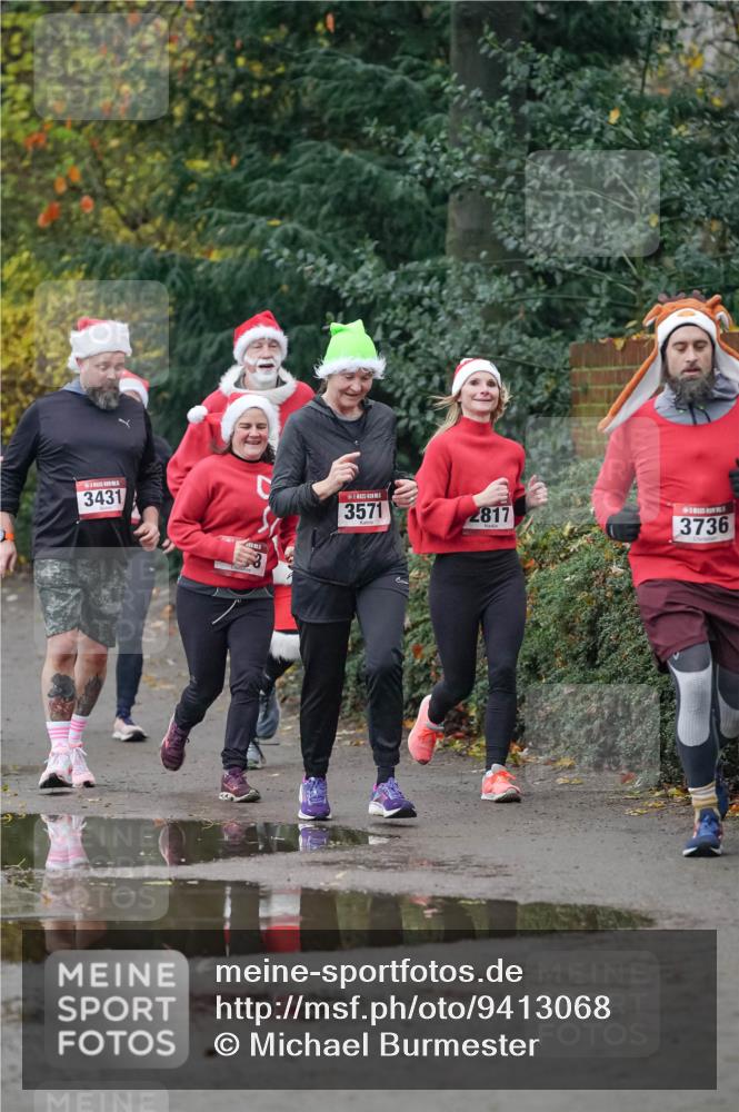 07.12.2025 - St. Pauli X-Mass-Run No. 15 Michael Burmester http://msf.ph/oto/9413068 07.12.2025 10:02:59 Laufen 3431, 3571, 2817, 3736 meine-sportfotos.de