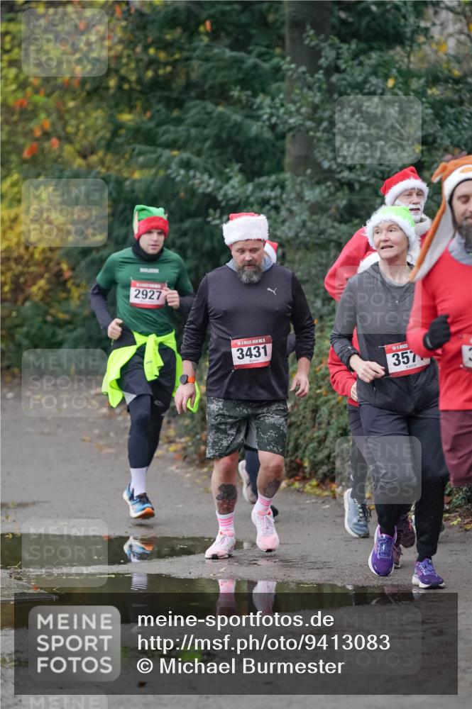 07.12.2025 - St. Pauli X-Mass-Run No. 15 Michael Burmester http://msf.ph/oto/9413083 07.12.2025 10:03:00 Laufen 2927, 3431, 357 meine-sportfotos.de
