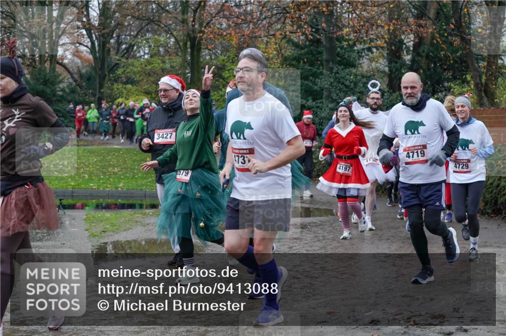 07.12.2025 - St. Pauli X-Mass-Run No. 15 Michael Burmester http://msf.ph/oto/9413088 07.12.2025 11:45:14 Laufen 3427, 2679, 5, 4719, 73, 4197, 4729 meine-sportfotos.de