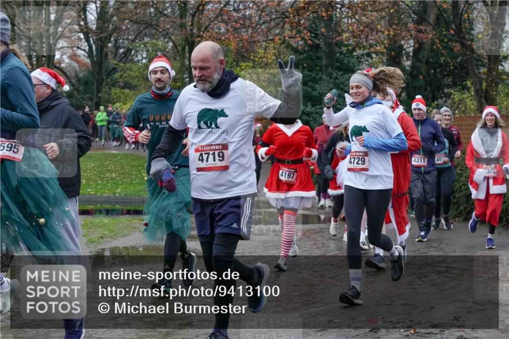 07.12.2025 - St. Pauli X-Mass-Run No. 15 Michael Burmester http://msf.ph/oto/9413100 07.12.2025 11:45:15 Laufen 595, 15, 4719, 4729, 4311, 401, 305, 4197 meine-sportfotos.de