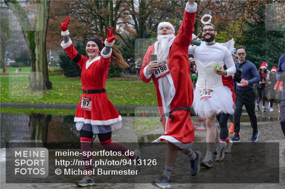 07.12.2025 - St. Pauli X-Mass-Run No. 15 Michael Burmester http://msf.ph/oto/9413126 07.12.2025 11:45:17 Laufen 15, 197, 15, 4198, 195 meine-sportfotos.de