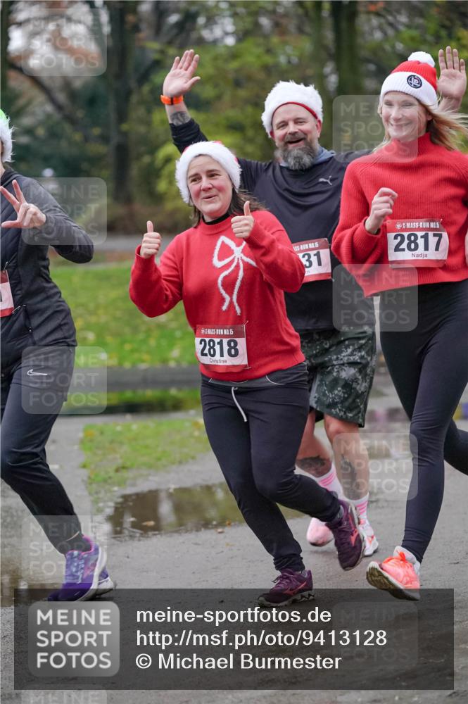 07.12.2025 - St. Pauli X-Mass-Run No. 15 Michael Burmester http://msf.ph/oto/9413128 07.12.2025 10:03:04 Laufen 15, 2818, 15, 31, 2817 meine-sportfotos.de