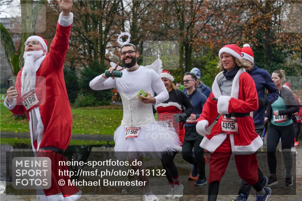 07.12.2025 - St. Pauli X-Mass-Run No. 15 Michael Burmester http://msf.ph/oto/9413132 07.12.2025 11:45:18 Laufen 4198, 4196, 4302, 401, 4305 meine-sportfotos.de