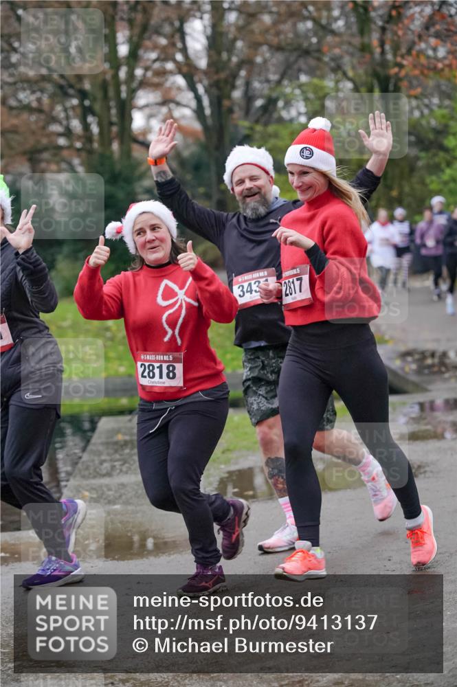 07.12.2025 - St. Pauli X-Mass-Run No. 15 Michael Burmester http://msf.ph/oto/9413137 07.12.2025 10:03:05 Laufen 15, 2818, 343, 2817 meine-sportfotos.de