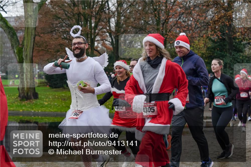 07.12.2025 - St. Pauli X-Mass-Run No. 15 Michael Burmester http://msf.ph/oto/9413141 07.12.2025 11:45:18 Laufen 196, 4302, 15, 4305, 401, 4138 meine-sportfotos.de