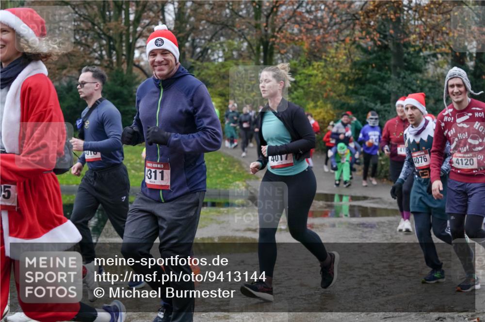 07.12.2025 - St. Pauli X-Mass-Run No. 15 Michael Burmester http://msf.ph/oto/9413144 07.12.2025 11:45:19 Laufen 5, 15, 311, 401, 4076, 4120, 0 meine-sportfotos.de