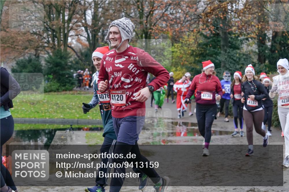 07.12.2025 - St. Pauli X-Mass-Run No. 15 Michael Burmester http://msf.ph/oto/9413159 07.12.2025 11:45:20 Laufen 15, 4076, 4120, 4138, 4137, 4238 meine-sportfotos.de