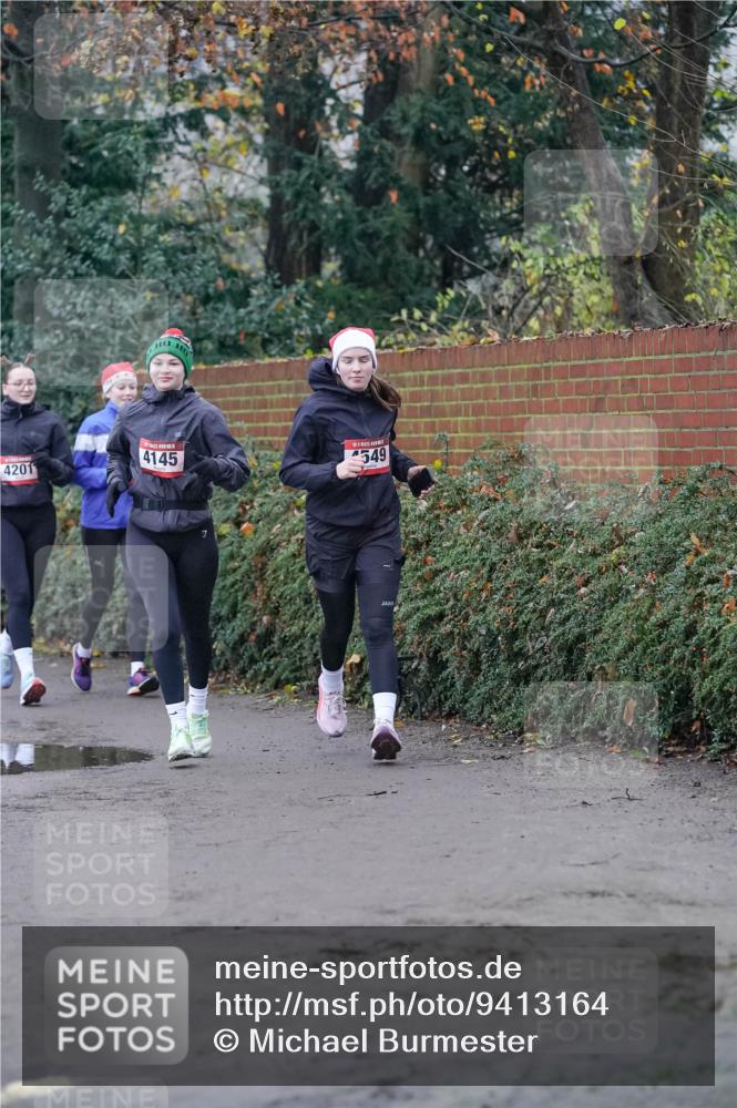 07.12.2025 - St. Pauli X-Mass-Run No. 15 Michael Burmester http://msf.ph/oto/9413164 07.12.2025 10:03:09 Laufen 4145, 549, 4201 meine-sportfotos.de