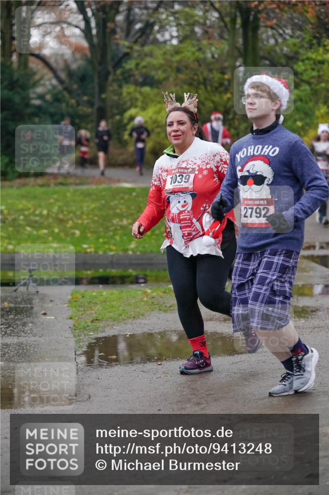 07.12.2025 - St. Pauli X-Mass-Run No. 15 Michael Burmester http://msf.ph/oto/9413248 07.12.2025 10:03:16 Laufen 1039, 5, 2792 meine-sportfotos.de