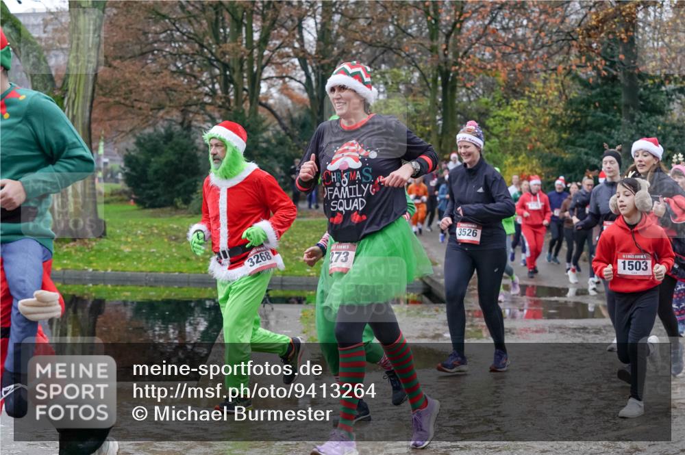 07.12.2025 - St. Pauli X-Mass-Run No. 15 Michael Burmester http://msf.ph/oto/9413264 07.12.2025 11:45:28 Laufen 3268, 15, 273, 3526, 1503 meine-sportfotos.de