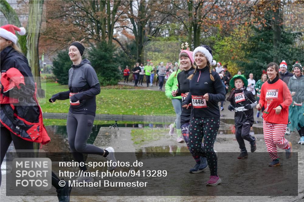07.12.2025 - St. Pauli X-Mass-Run No. 15 Michael Burmester http://msf.ph/oto/9413289 07.12.2025 11:45:31 Laufen 1, 15, 1446, 404, 4403 meine-sportfotos.de