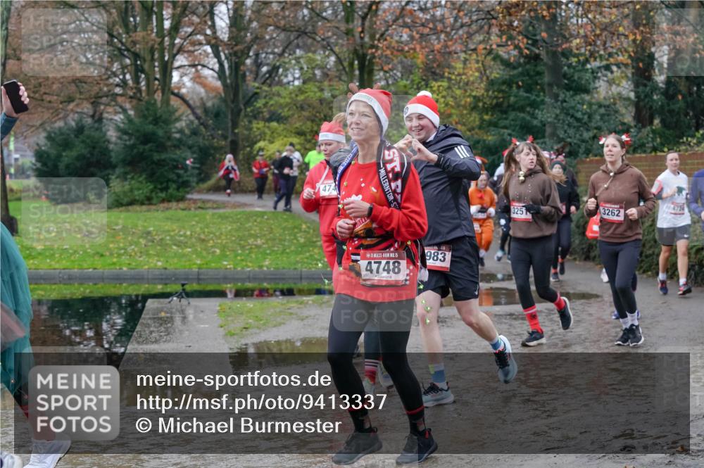 07.12.2025 - St. Pauli X-Mass-Run No. 15 Michael Burmester http://msf.ph/oto/9413337 07.12.2025 11:45:35 Laufen 474, 2025, 15, 4748, 983, 325, 3262 meine-sportfotos.de