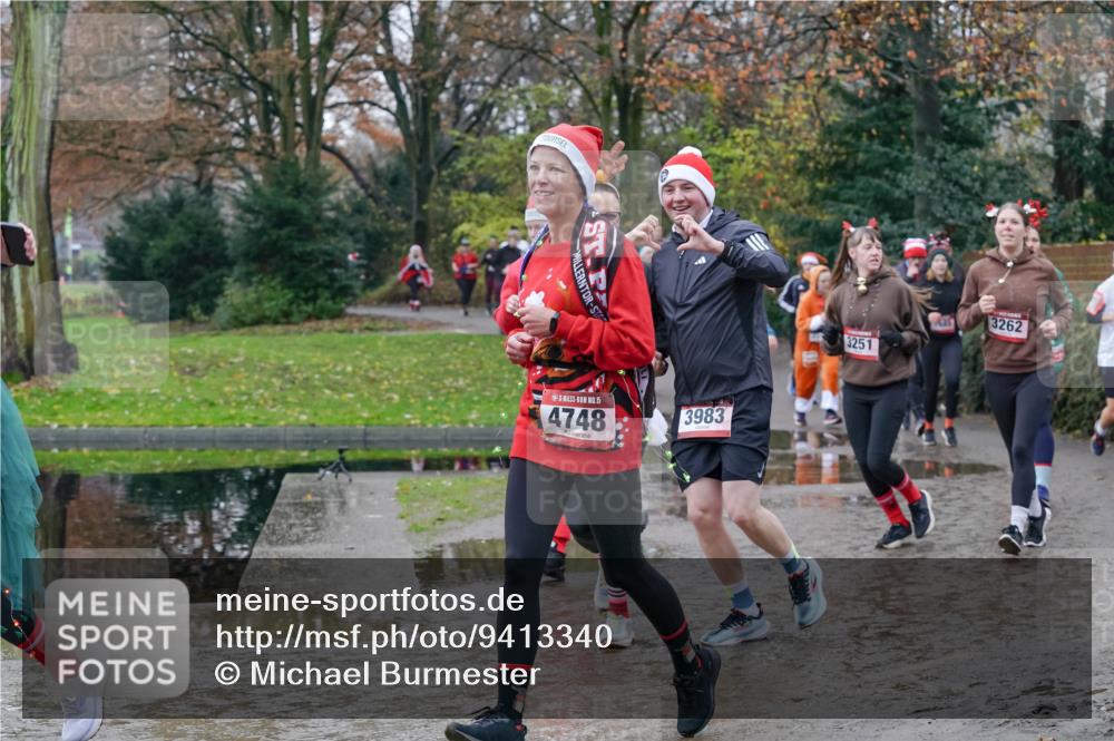 07.12.2025 - St. Pauli X-Mass-Run No. 15 Michael Burmester http://msf.ph/oto/9413340 07.12.2025 11:45:35 Laufen 15, 4748, 3983, 3251, 3262 meine-sportfotos.de