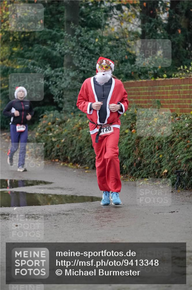 07.12.2025 - St. Pauli X-Mass-Run No. 15 Michael Burmester http://msf.ph/oto/9413348 07.12.2025 10:03:25 Laufen 153, 15, 720 meine-sportfotos.de