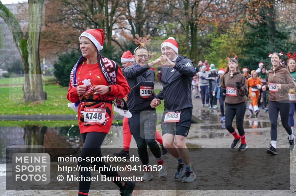 07.12.2025 - St. Pauli X-Mass-Run No. 15 Michael Burmester http://msf.ph/oto/9413352 07.12.2025 11:45:35 Laufen 15, 4748, 3985, 3983, 3251, 3262, 1393 meine-sportfotos.de