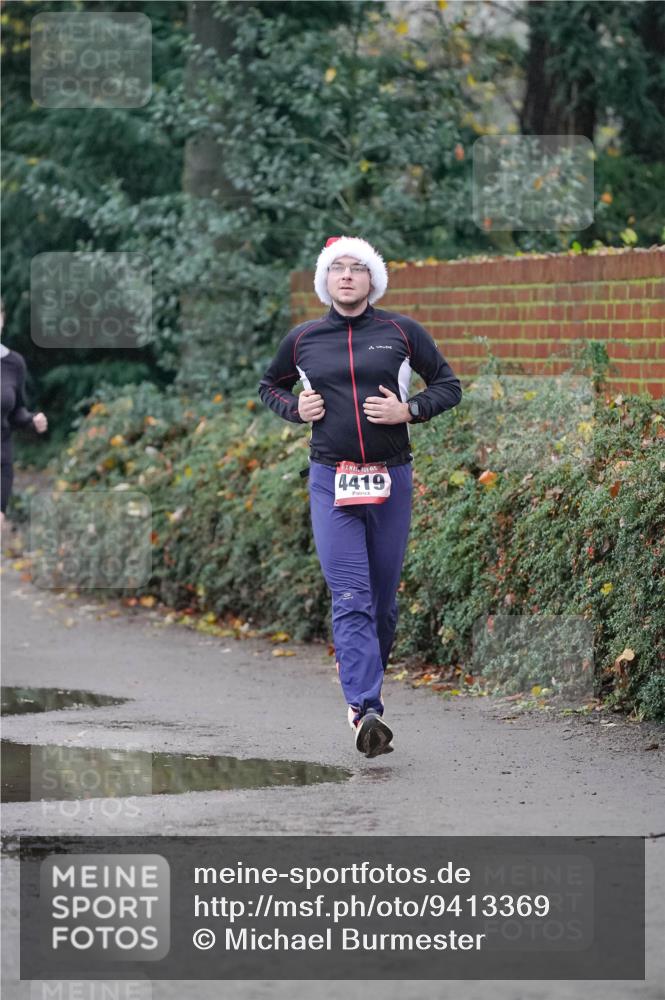 07.12.2025 - St. Pauli X-Mass-Run No. 15 Michael Burmester http://msf.ph/oto/9413369 07.12.2025 10:03:28 Laufen 4419 meine-sportfotos.de