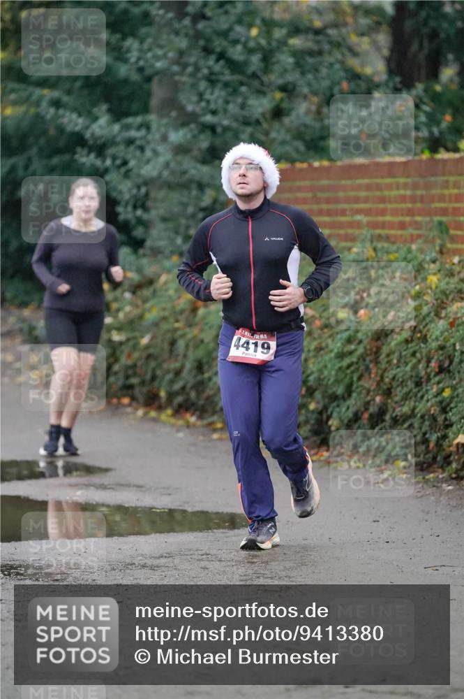 07.12.2025 - St. Pauli X-Mass-Run No. 15 Michael Burmester http://msf.ph/oto/9413380 07.12.2025 10:03:28 Laufen 4419 meine-sportfotos.de