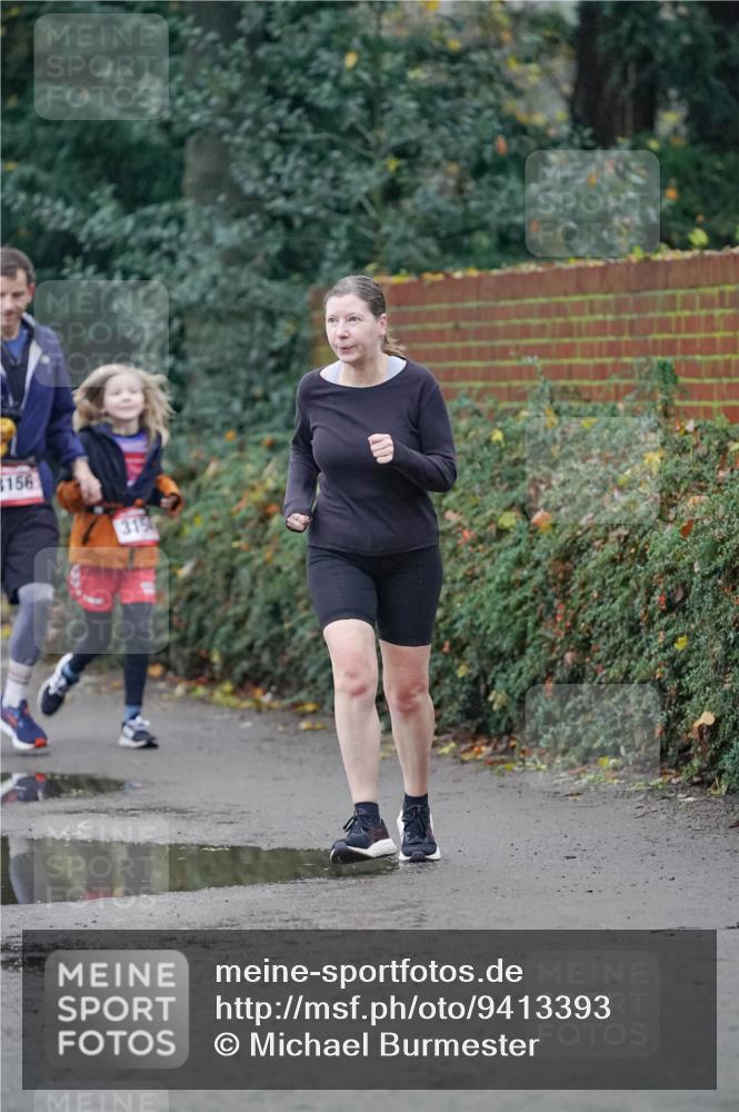 07.12.2025 - St. Pauli X-Mass-Run No. 15 Michael Burmester http://msf.ph/oto/9413393 07.12.2025 10:03:31 Laufen 3156, 315 meine-sportfotos.de