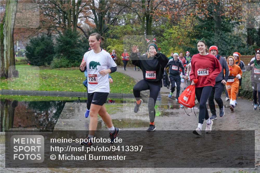 07.12.2025 - St. Pauli X-Mass-Run No. 15 Michael Burmester http://msf.ph/oto/9413397 07.12.2025 11:45:39 Laufen 724, 1685, 4787, 2414, 2543, 2394 meine-sportfotos.de
