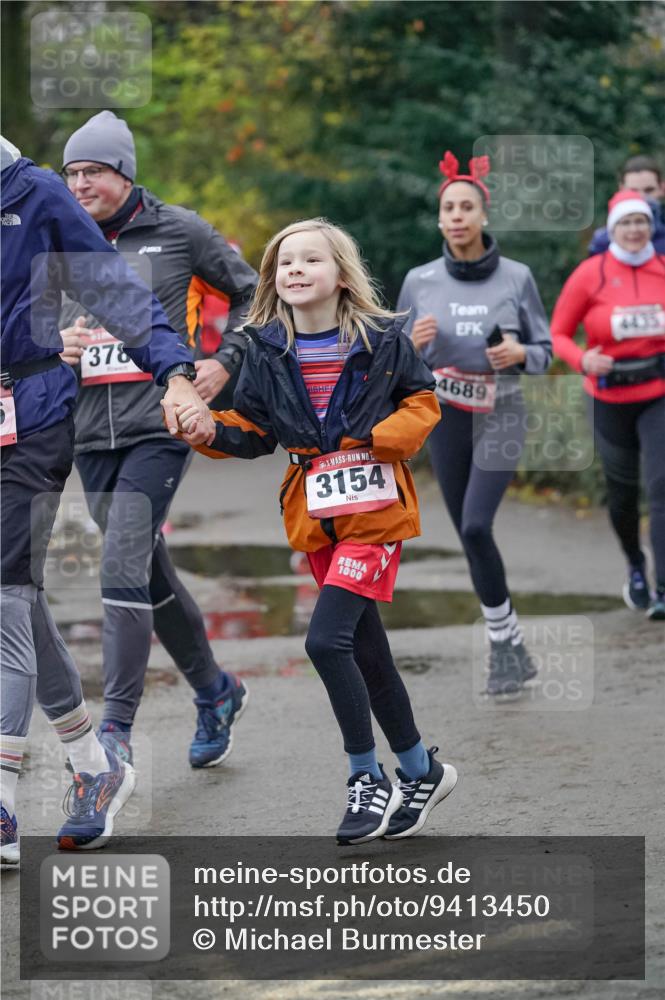 07.12.2025 - St. Pauli X-Mass-Run No. 15 Michael Burmester http://msf.ph/oto/9413450 07.12.2025 10:03:37 Laufen 378, 4689, 3154, 1000 meine-sportfotos.de