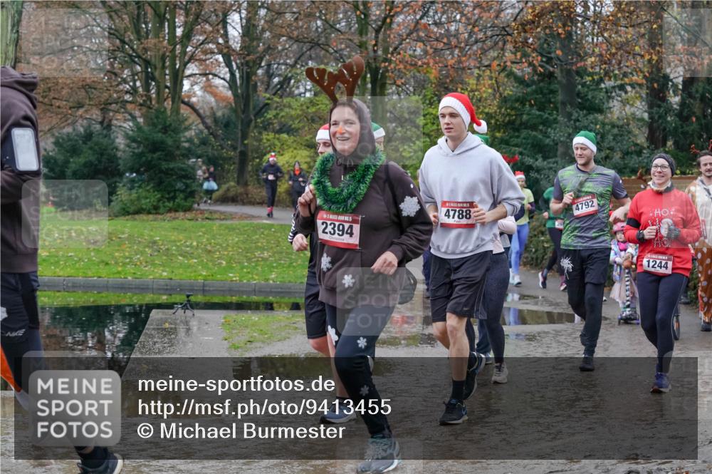07.12.2025 - St. Pauli X-Mass-Run No. 15 Michael Burmester http://msf.ph/oto/9413455 07.12.2025 11:45:43 Laufen 5, 2394, 5, 4788, 4792, 1244 meine-sportfotos.de