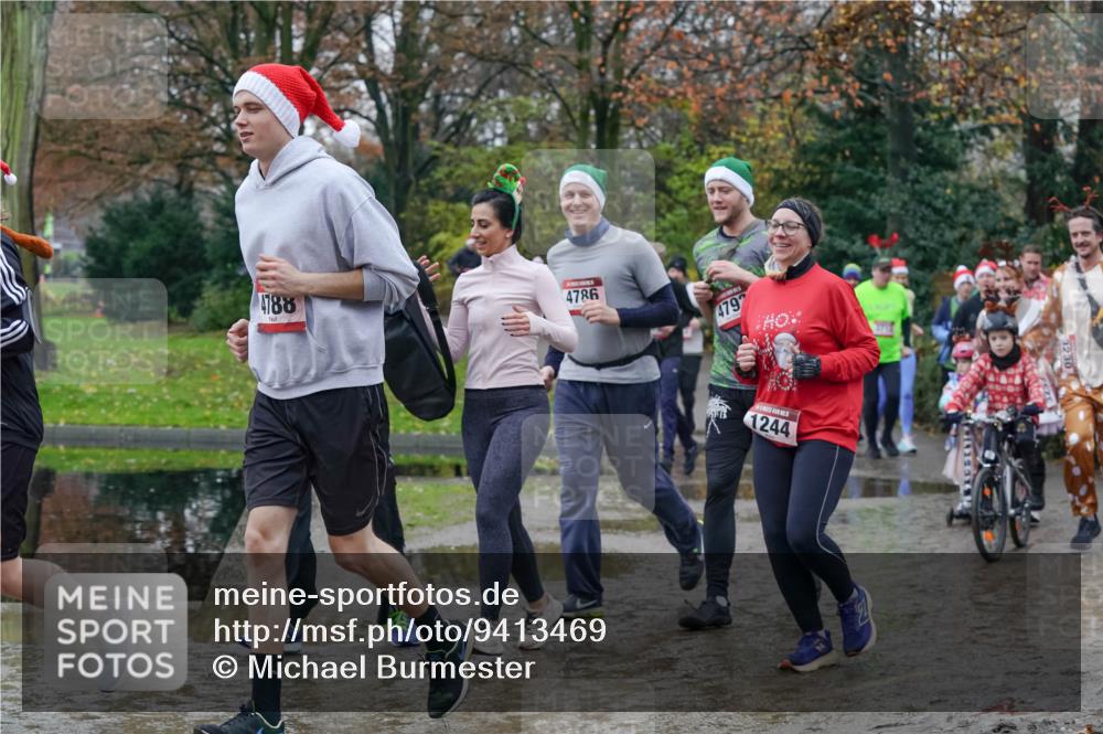07.12.2025 - St. Pauli X-Mass-Run No. 15 Michael Burmester http://msf.ph/oto/9413469 07.12.2025 11:45:44 Laufen 4788, 4786, 4792, 1244 meine-sportfotos.de