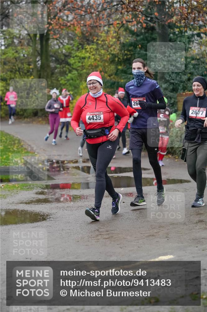 07.12.2025 - St. Pauli X-Mass-Run No. 15 Michael Burmester http://msf.ph/oto/9413483 07.12.2025 10:03:39 Laufen 4435, 26, 2677 meine-sportfotos.de